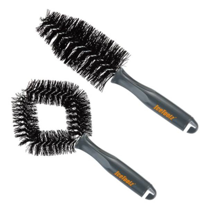 IceToolz Cleaning Brush Set For. Tires/Sprockets – Bl