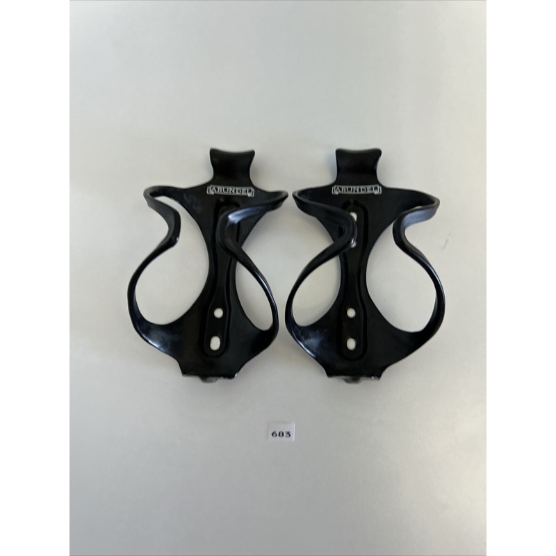(2) Arundel Mandible Carbon Water Bottle Cages
